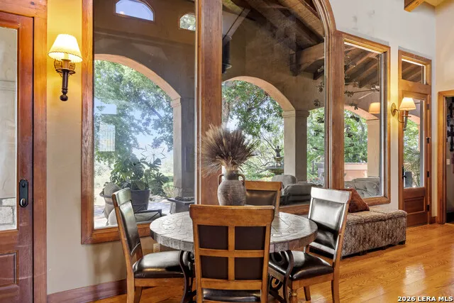204 Ranch House Rd Kerrville, TX 78028