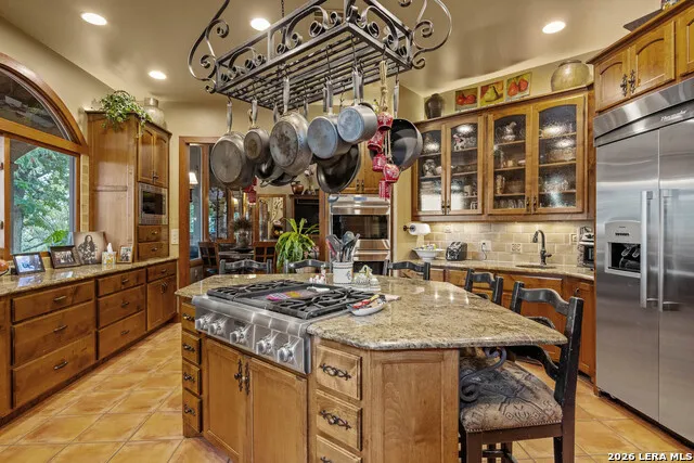 204 Ranch House Rd Kerrville, TX 78028