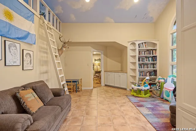 204 Ranch House Rd Kerrville, TX 78028