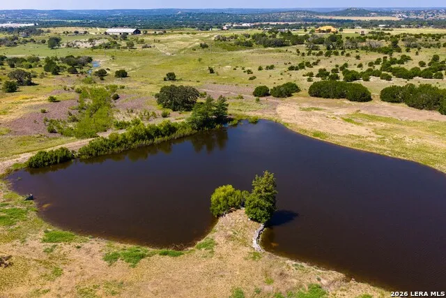 204 Ranch House Rd Kerrville, TX 78028