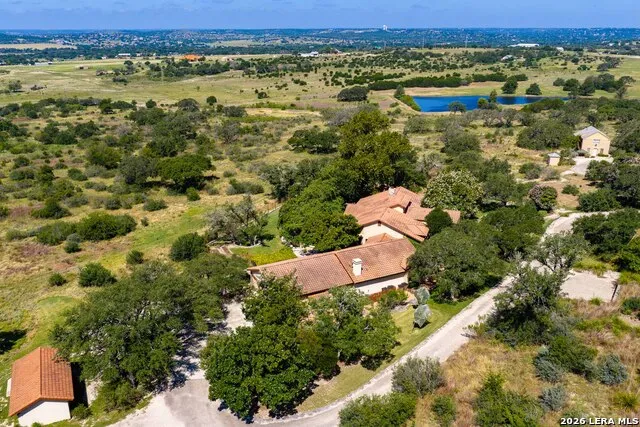 204 Ranch House Rd Kerrville, TX 78028