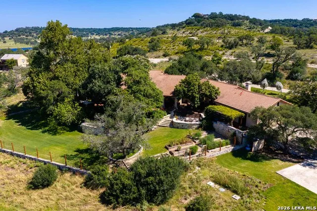 204 Ranch House Rd Kerrville, TX 78028