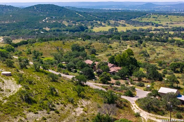 204 Ranch House Rd Kerrville, TX 78028