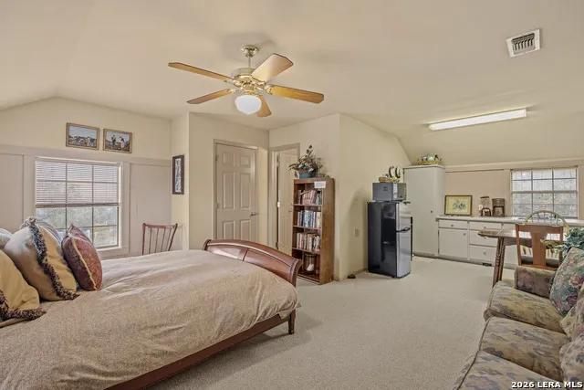 204 Ranch House Rd Kerrville, TX 78028