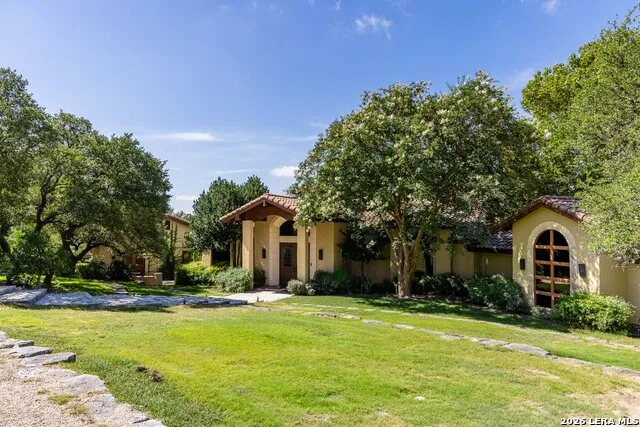 204 Ranch House Rd Kerrville, TX 78028