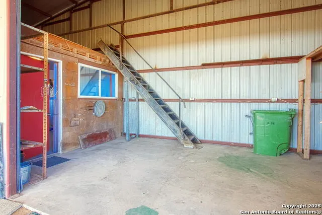 15260 Miller Rd St Hedwig, TX 78152