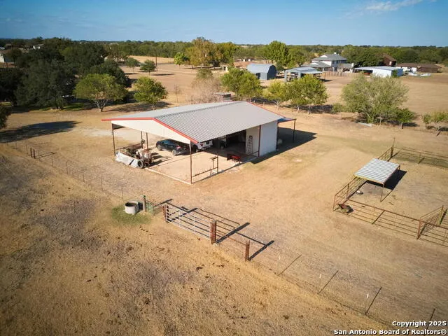 15260 Miller Rd St Hedwig, TX 78152