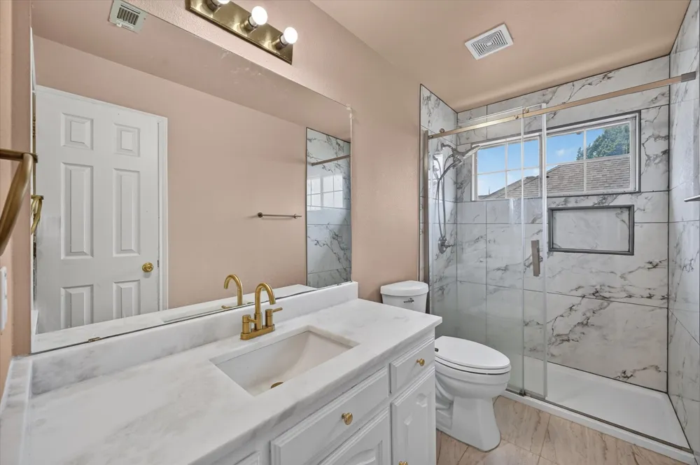 1225 Sam Dennis Drive Lewisville, TX 75077