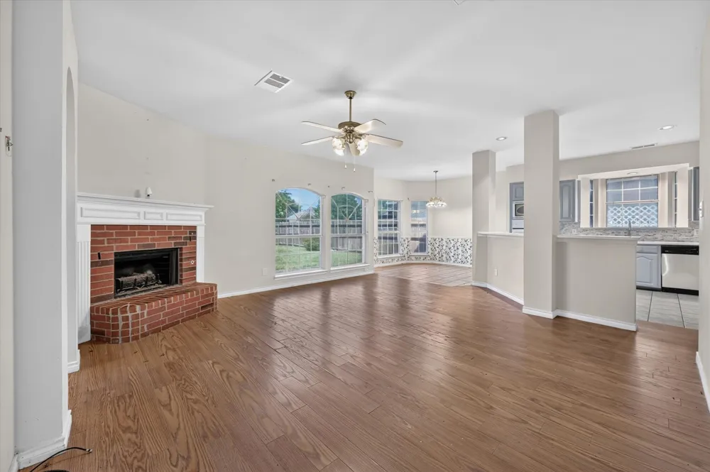 1225 Sam Dennis Drive Lewisville, TX 75077