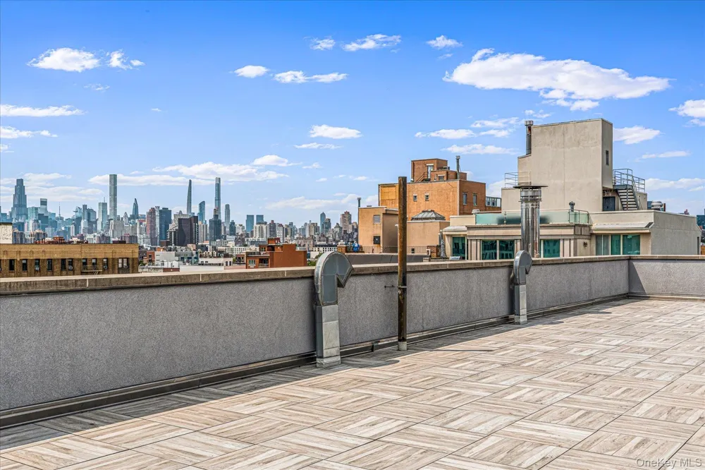 26-33 28th Street #4A Astoria, NY 11102