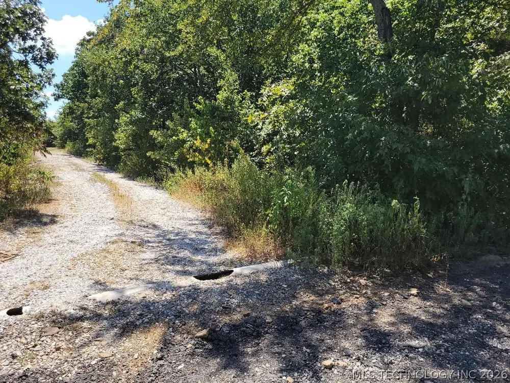 121021 Porcupine Lane Eufaula, OK 74432