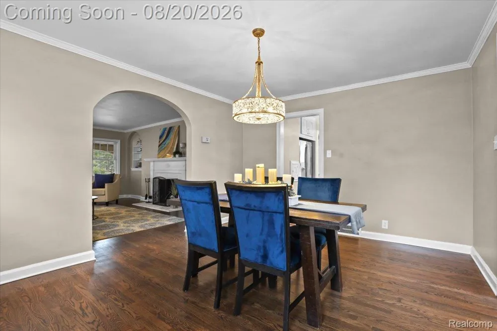 429 Moran Road Grosse Pointe Farms City, MI 48236