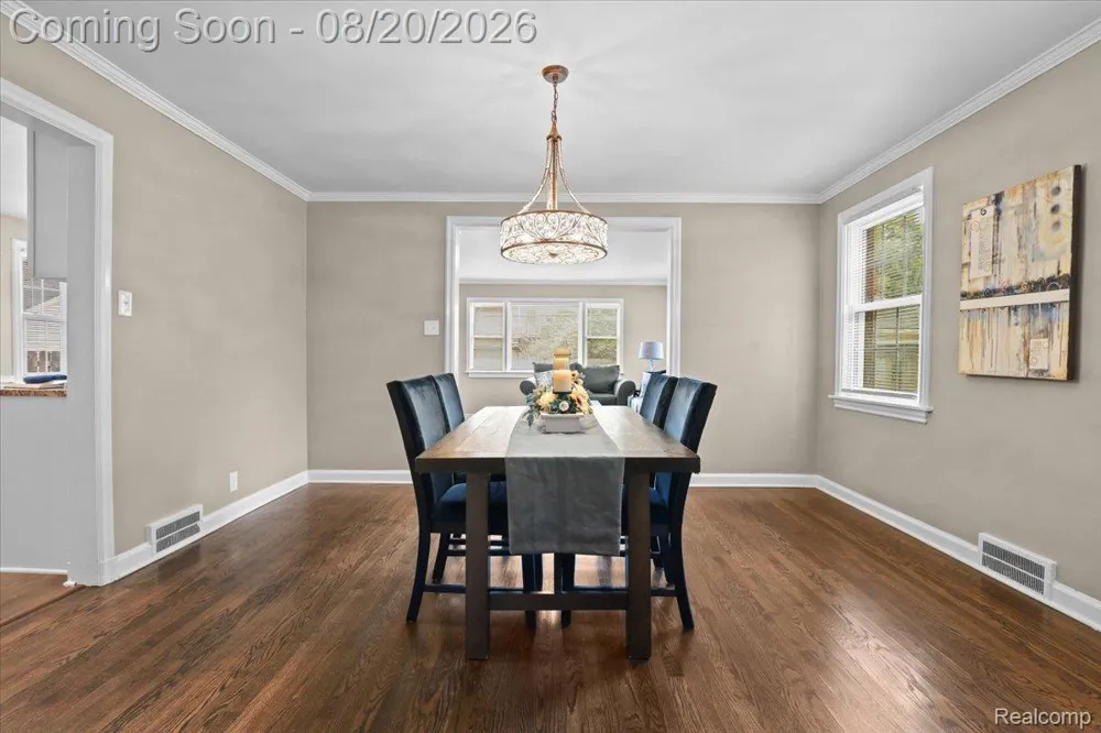 429 Moran Road Grosse Pointe Farms City, MI 48236