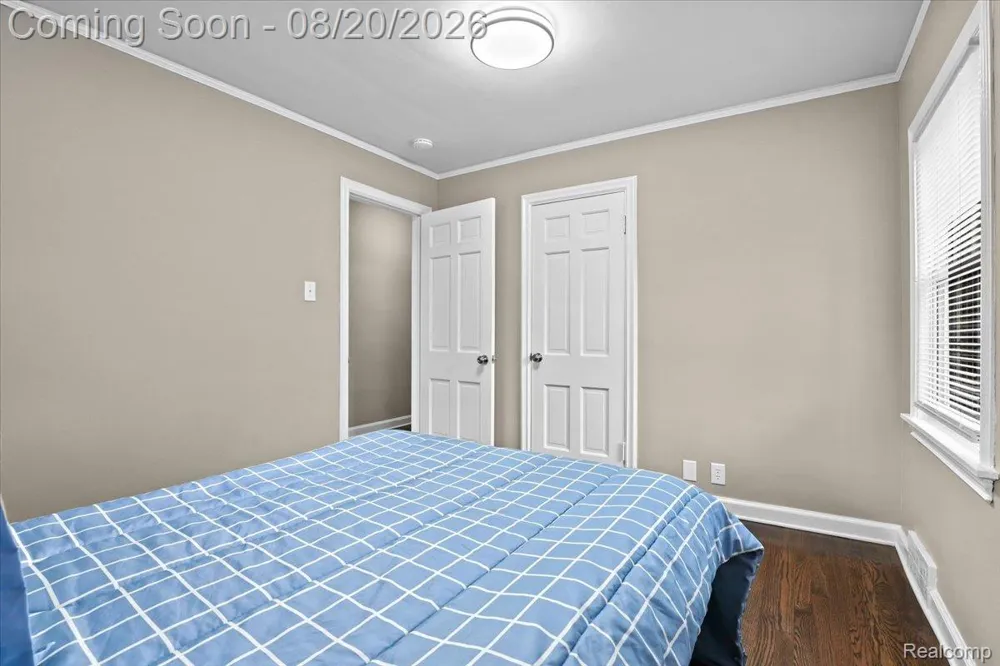 429 Moran Road Grosse Pointe Farms City, MI 48236