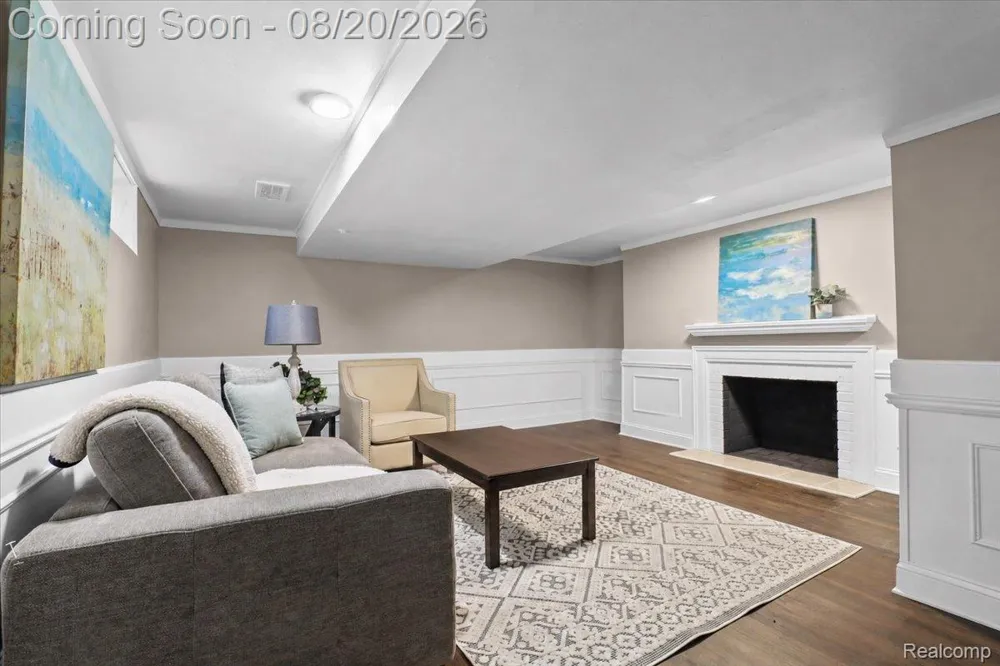 429 Moran Road Grosse Pointe Farms City, MI 48236