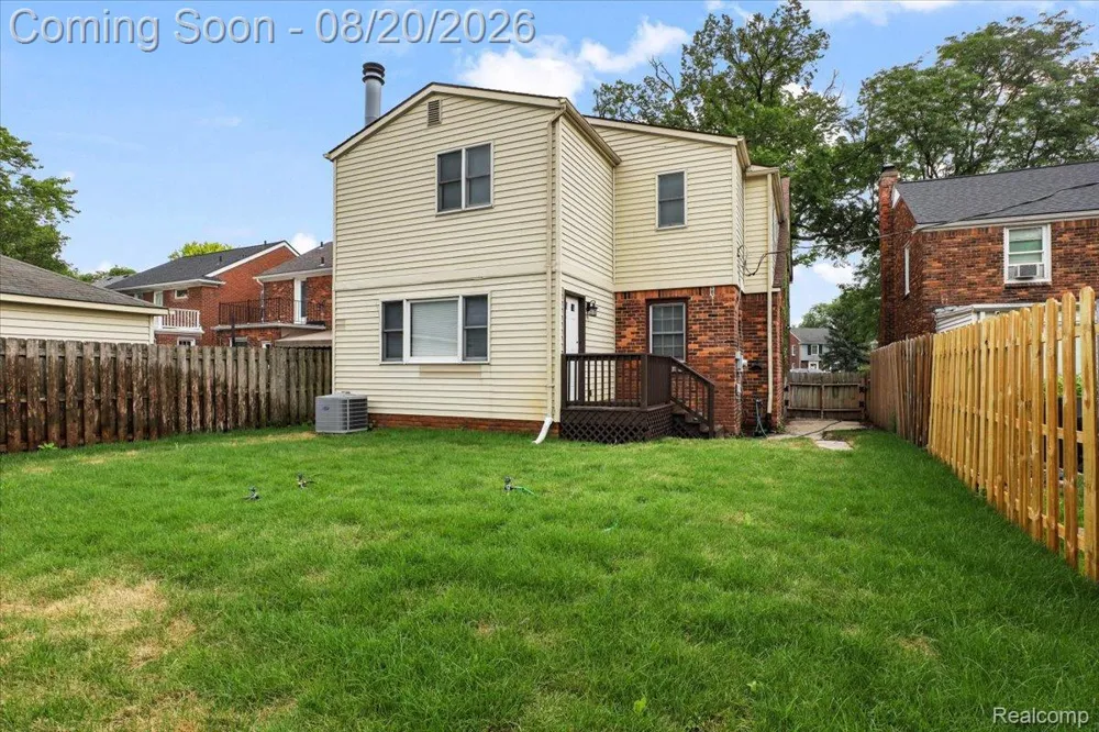 429 Moran Road Grosse Pointe Farms City, MI 48236