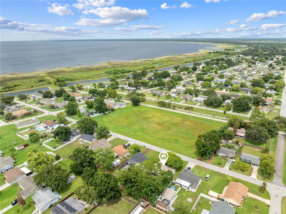 224 CALIFORNIA AVENUE St Cloud, FL 34769
