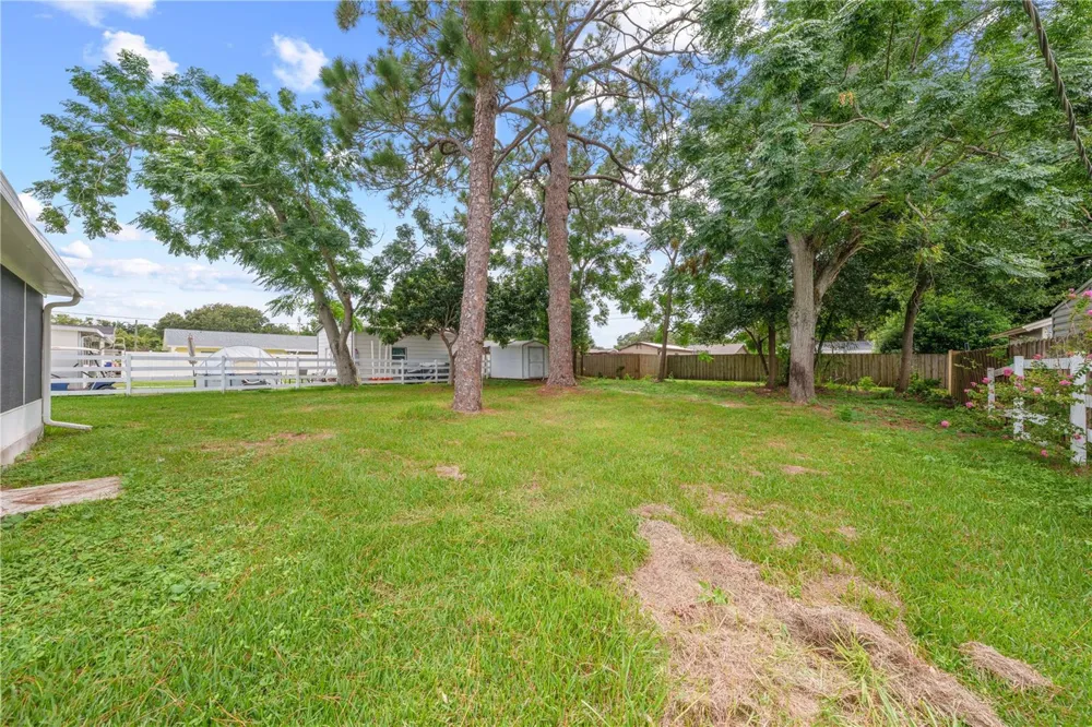 224 CALIFORNIA AVENUE St Cloud, FL 34769