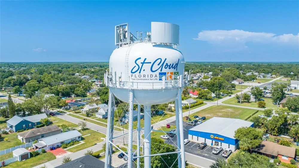 224 CALIFORNIA AVENUE St Cloud, FL 34769