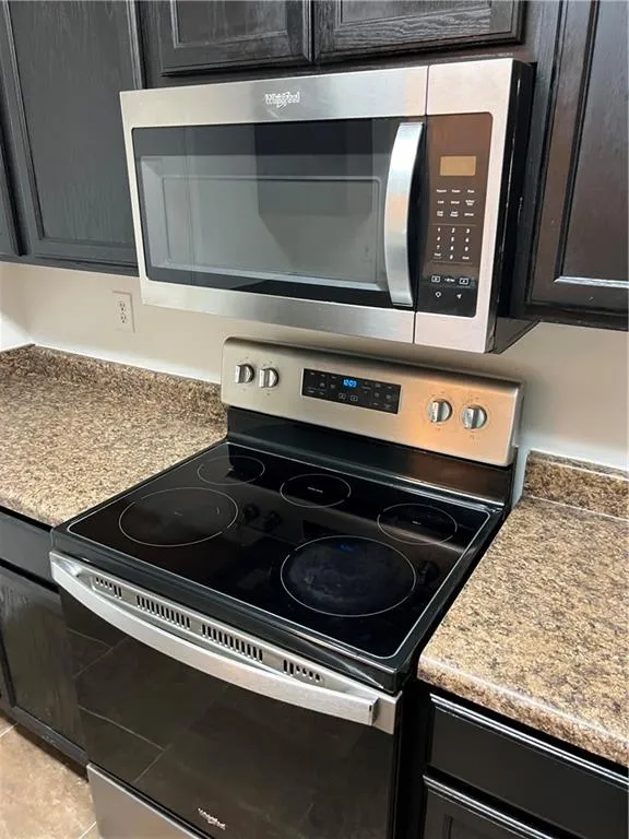 10201 Fairington Ridge Circle Lithonia, GA 30038