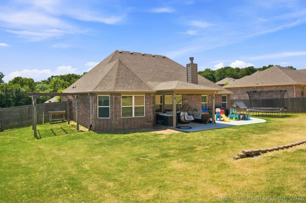1485 W Keeling Avenue Sapulpa, OK 74066
