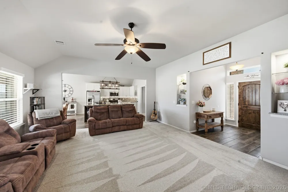 1485 W Keeling Avenue Sapulpa, OK 74066