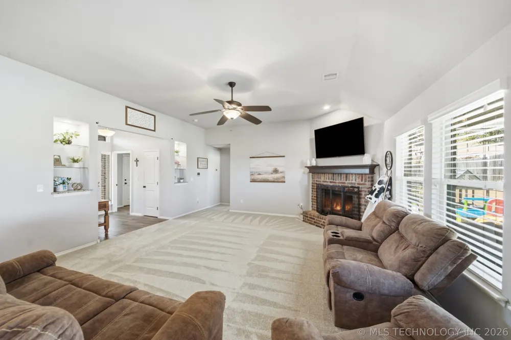 1485 W Keeling Avenue Sapulpa, OK 74066