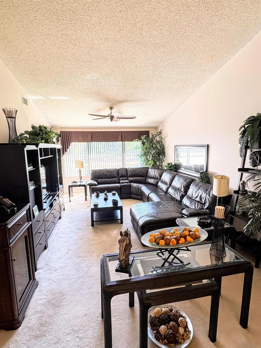 4712 E LUCERNE LAKES BOULEVARD E #203 Lake Worth, FL 33467