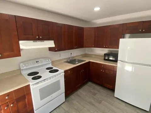 850 SW 9th Avenue #1-4, # C
