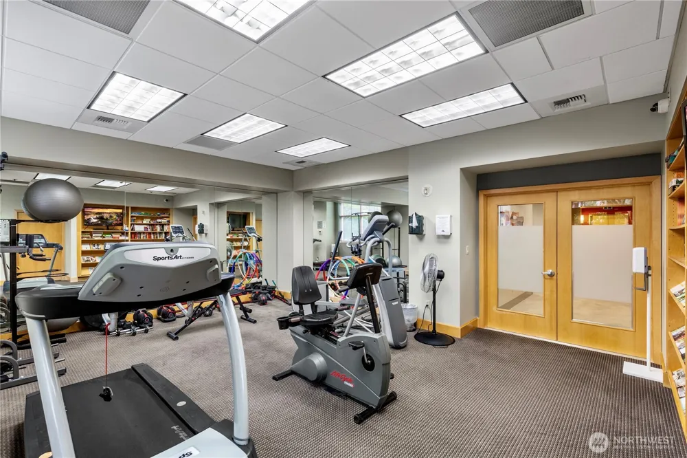 1100 106th Avenue NE #704 Bellevue, WA 98004