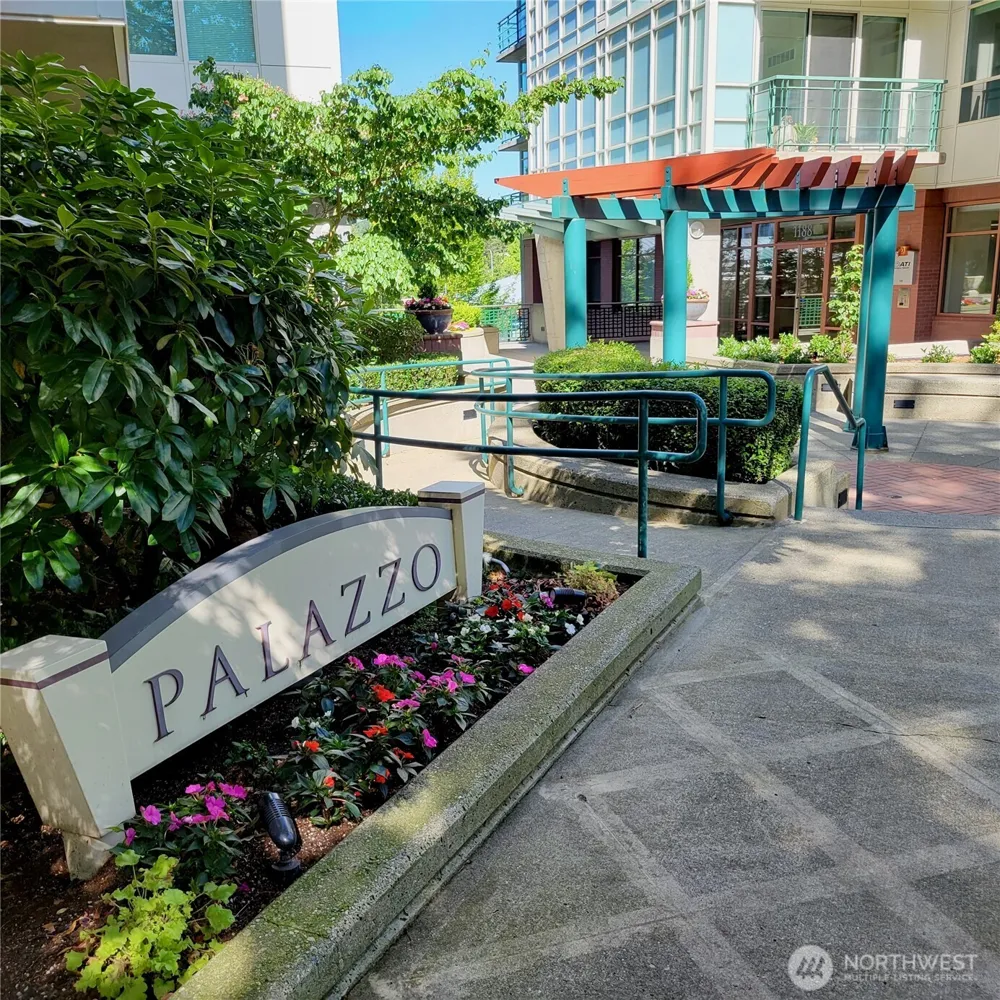 1100 106th Avenue NE #704 Bellevue, WA 98004