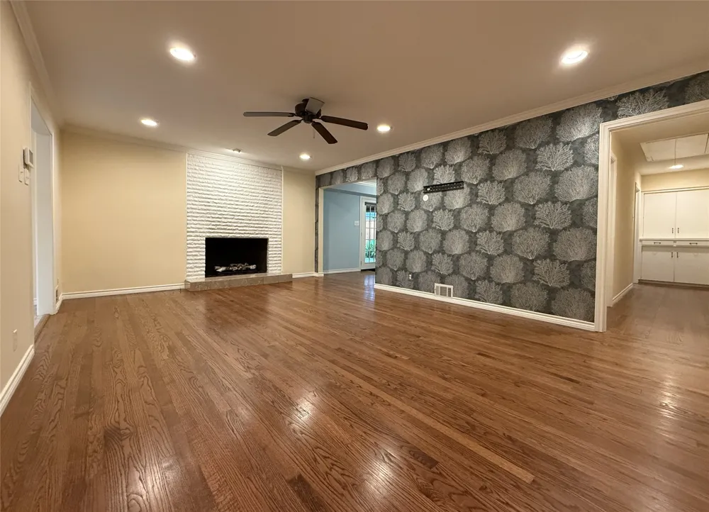 1116 Elizabeth Lane Richardson, TX 75080