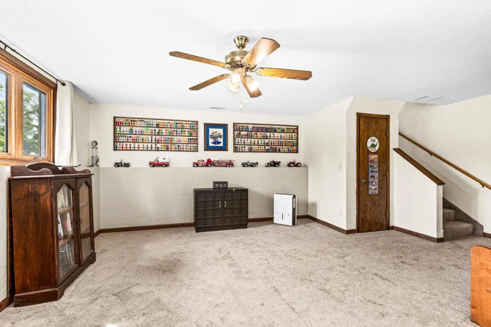 4019 Chambersburg Avenue Duluth, MN 55811