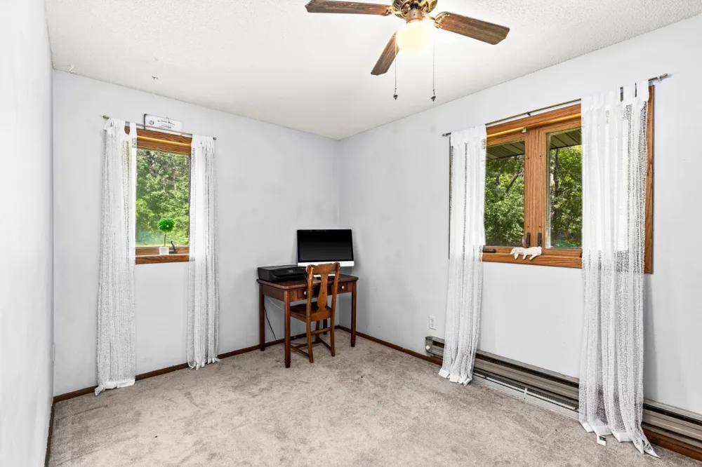 4019 Chambersburg Avenue Duluth, MN 55811