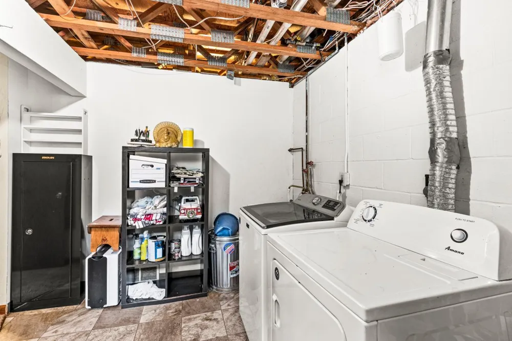 4019 Chambersburg Avenue Duluth, MN 55811