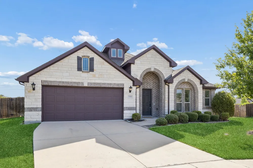 500 Cottage Place Lavon, TX 75166