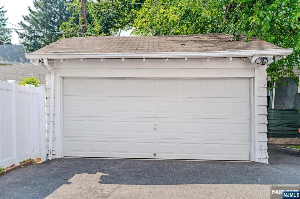 45 Morse East Orange, NJ 07017