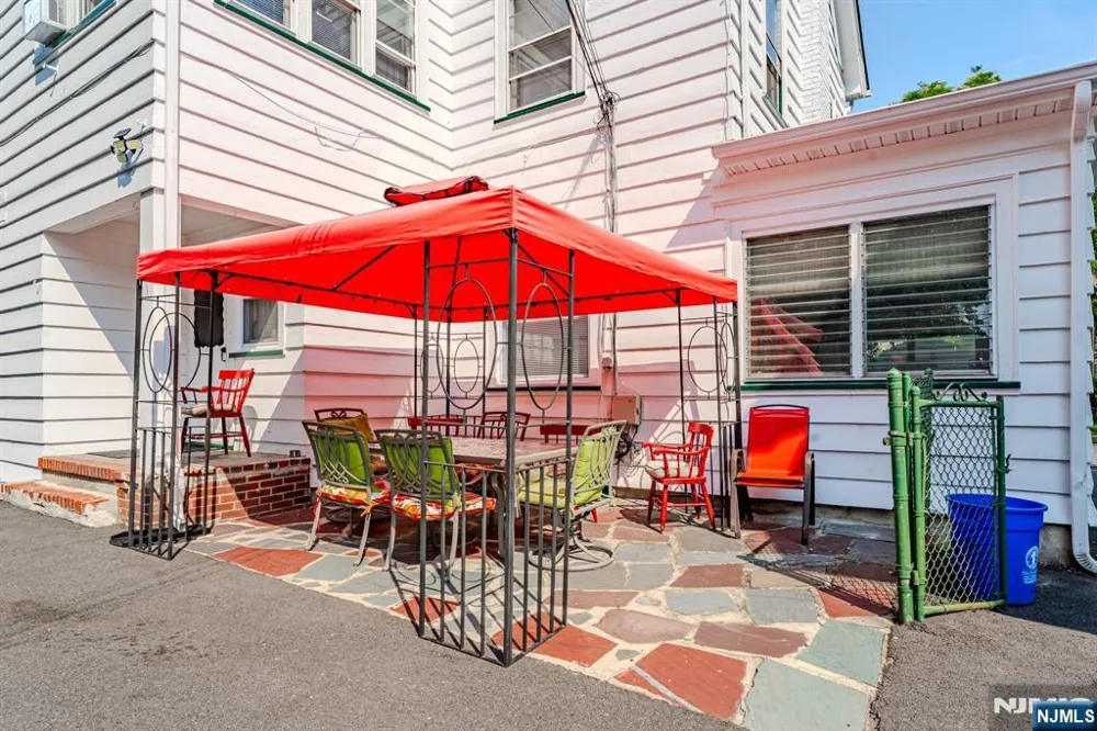 45 Morse East Orange, NJ 07017