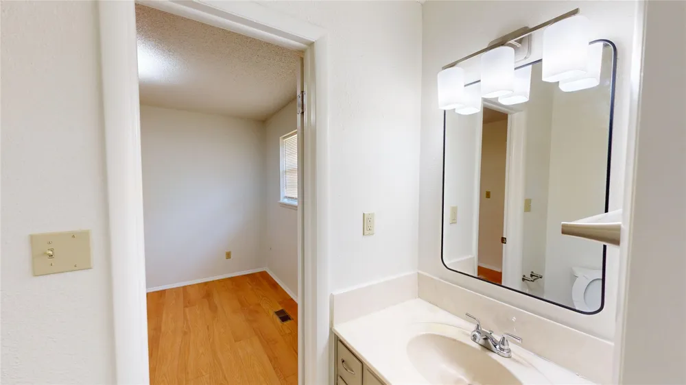 503 W C STREET Jenks, OK 74037