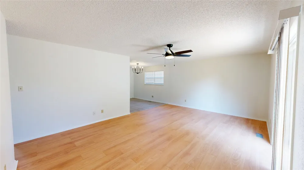 503 W C STREET Jenks, OK 74037
