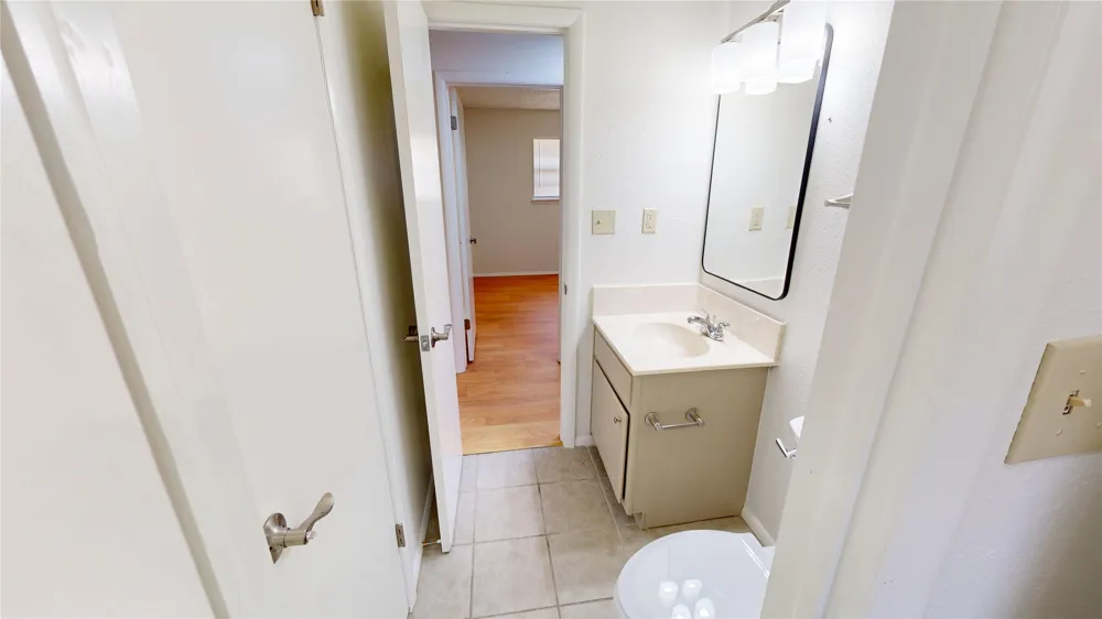 503 W C STREET Jenks, OK 74037