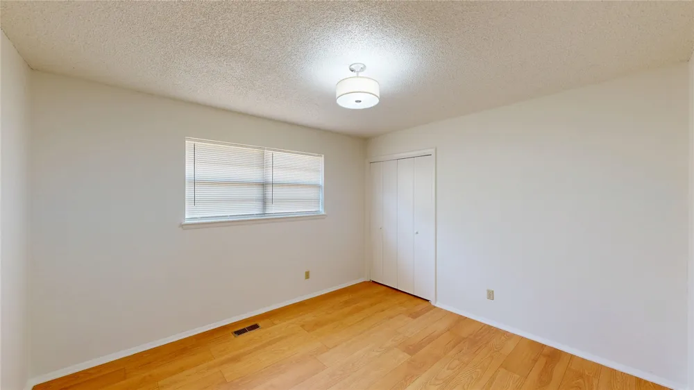 503 W C STREET Jenks, OK 74037