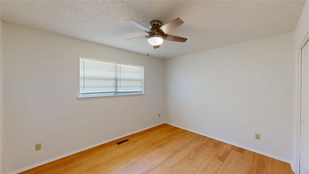 503 W C STREET Jenks, OK 74037