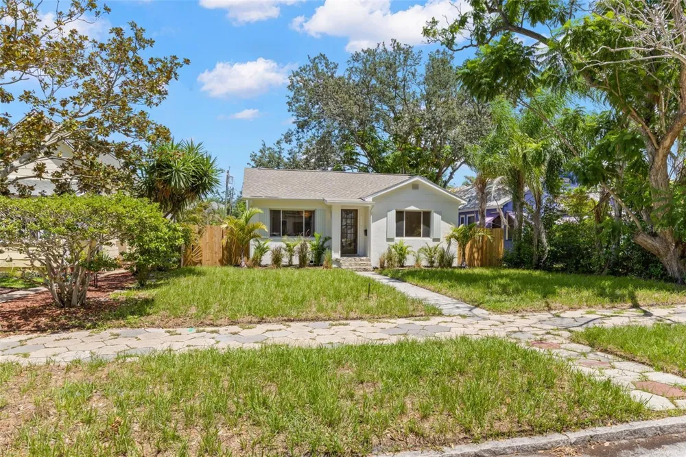 1211 16TH AVENUE St Petersburg, FL 33704