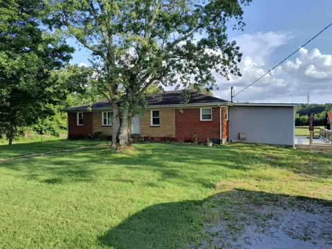 400 NW Williams Rd