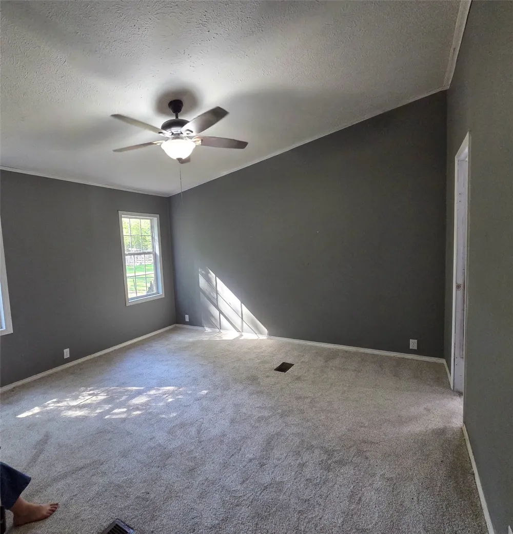 15810 S 3rd Street Scurry, TX 75158