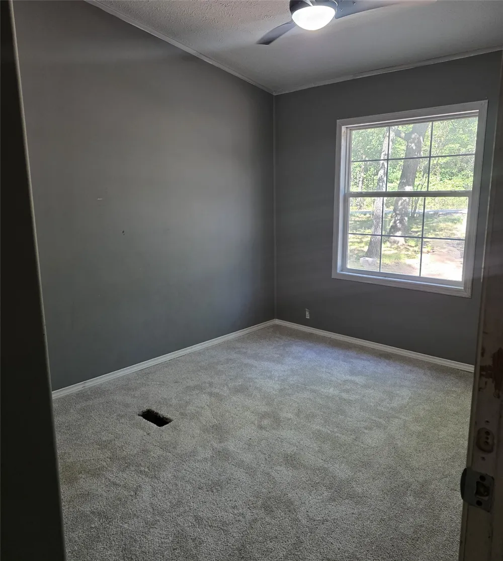 15810 S 3rd Street Scurry, TX 75158