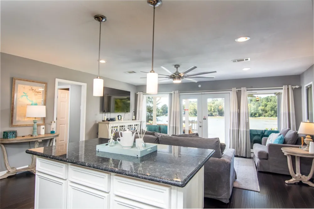 150 Edgewater Way Point Blank, TX 77364