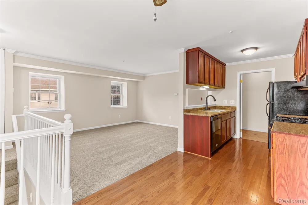 2260 Hix Road Westland City, MI 48185