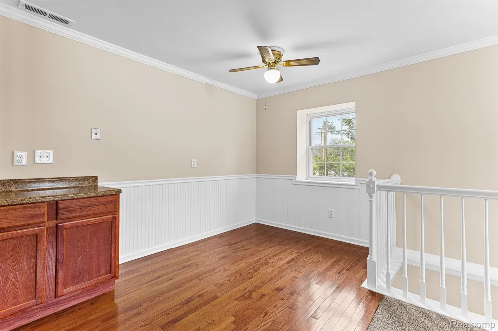 2260 Hix Road Westland City, MI 48185